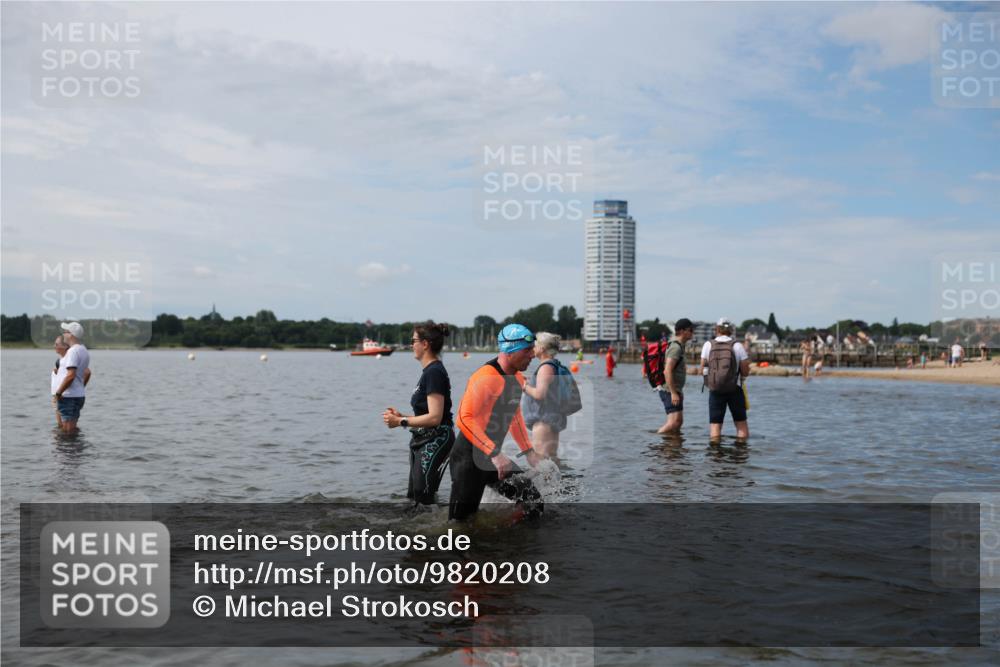 21.06.2026 - Viking Triathlon Michael Strokosch http://msf.ph/oto/9820208 21.06.2026 10:54:07 Schwimmen 61, 190, 237, 390, 557, 631 meine-sportfotos.de