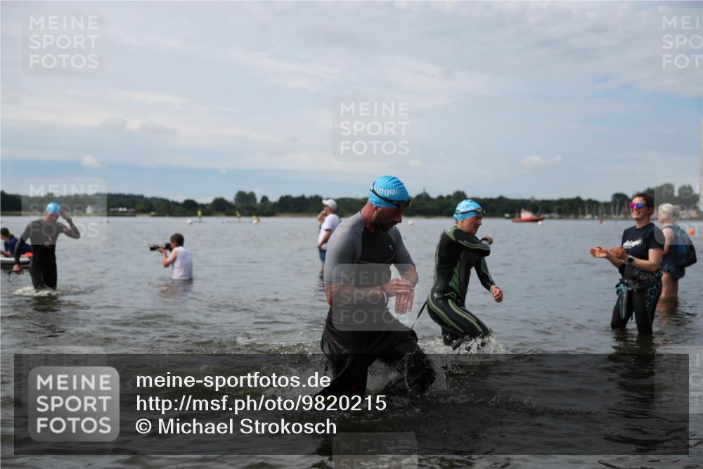 21.06.2026 - Viking Triathlon Michael Strokosch http://msf.ph/oto/9820215 21.06.2026 10:54:23 Schwimmen 413, 427, 504, 557, 613 meine-sportfotos.de