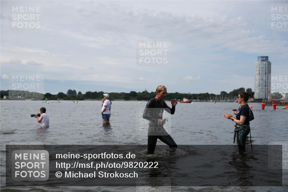21.06.2026 - Viking Triathlon Michael Strokosch http://msf.ph/oto/9820222 21.06.2026 10:54:30 Schwimmen 275, 413, 427, 504, 557, 613 meine-sportfotos.de