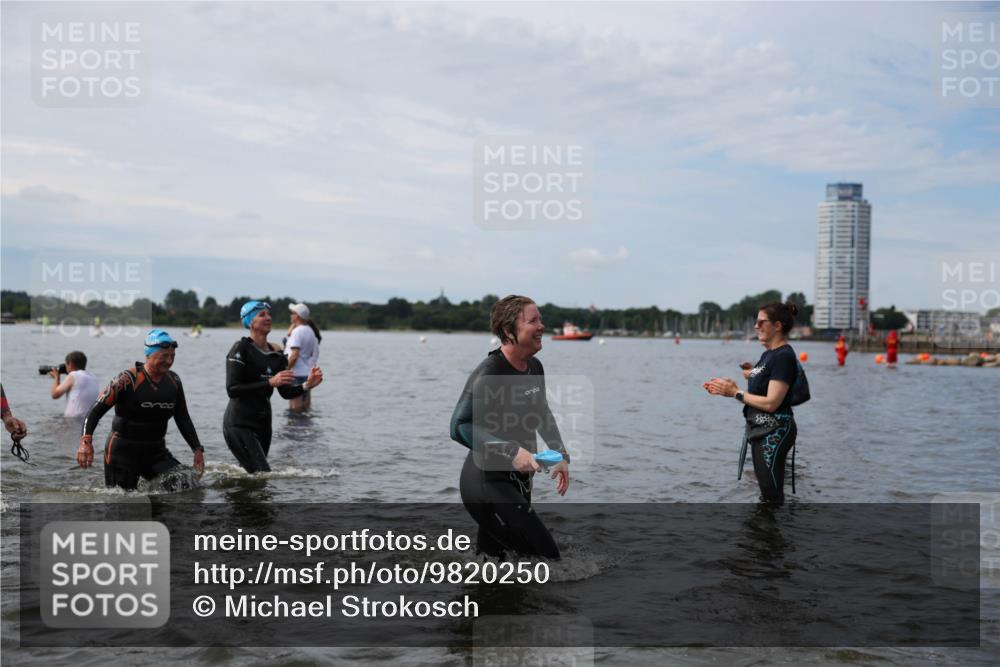 21.06.2026 - Viking Triathlon Michael Strokosch http://msf.ph/oto/9820250 21.06.2026 10:54:46 Schwimmen 52, 160, 244, 275, 309, 347, 424, 504, 509 meine-sportfotos.de