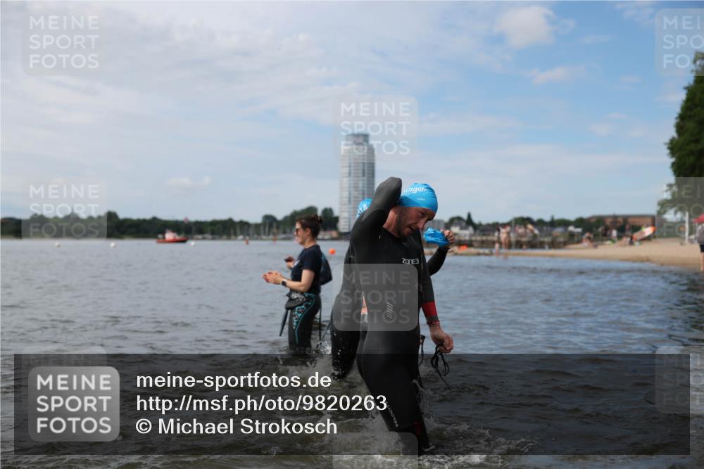 21.06.2026 - Viking Triathlon Michael Strokosch http://msf.ph/oto/9820263 21.06.2026 10:54:49 Schwimmen 52, 160, 244, 275, 309, 347, 424, 509 meine-sportfotos.de
