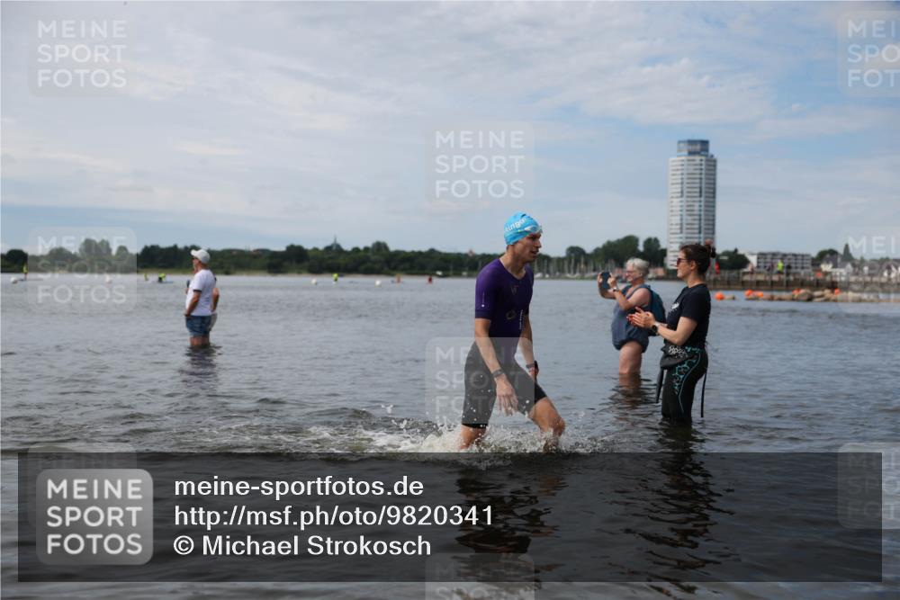 21.06.2026 - Viking Triathlon Michael Strokosch http://msf.ph/oto/9820341 21.06.2026 10:56:06 Schwimmen 24, 117, 357, 502 meine-sportfotos.de