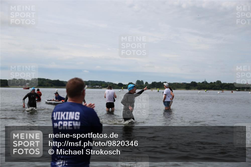 21.06.2026 - Viking Triathlon Michael Strokosch http://msf.ph/oto/9820346 21.06.2026 10:56:09 Schwimmen 24, 117, 127, 357, 502 meine-sportfotos.de