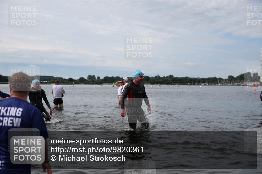 21.06.2026 - Viking Triathlon Michael Strokosch http://msf.ph/oto/9820361 21.06.2026 10:56:14 Schwimmen 24, 117, 127, 357, 502 meine-sportfotos.de