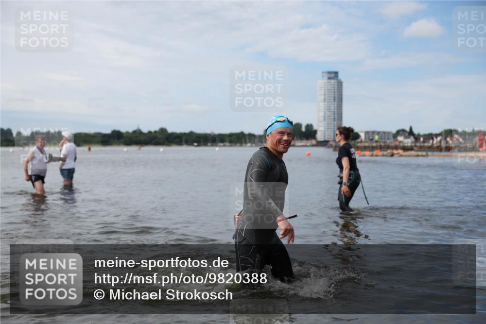 21.06.2026 - Viking Triathlon Michael Strokosch http://msf.ph/oto/9820388 21.06.2026 10:56:37 Schwimmen 374 meine-sportfotos.de