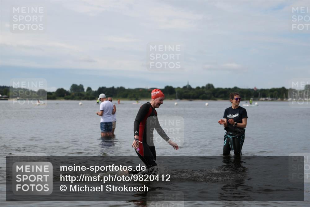 21.06.2026 - Viking Triathlon Michael Strokosch http://msf.ph/oto/9820412 21.06.2026 10:57:30 Schwimmen 652 meine-sportfotos.de
