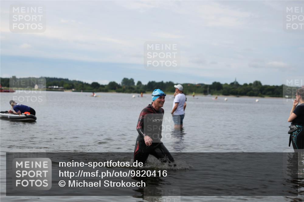 21.06.2026 - Viking Triathlon Michael Strokosch http://msf.ph/oto/9820416 21.06.2026 10:57:45 Schwimmen 224 meine-sportfotos.de