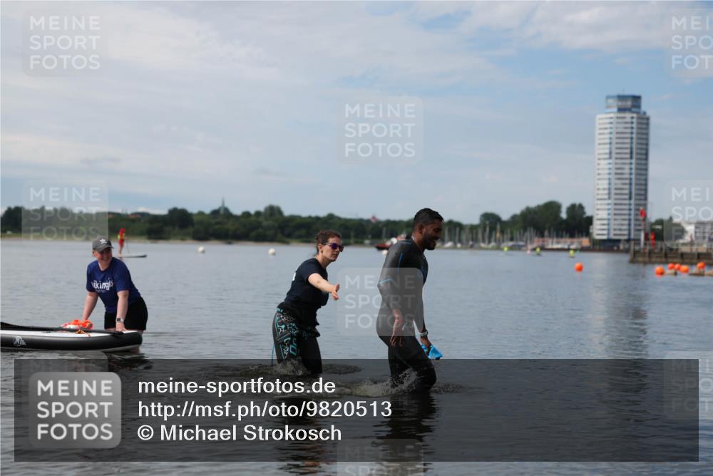 21.06.2026 - Viking Triathlon Michael Strokosch http://msf.ph/oto/9820513 21.06.2026 11:01:02 Schwimmen 71 meine-sportfotos.de