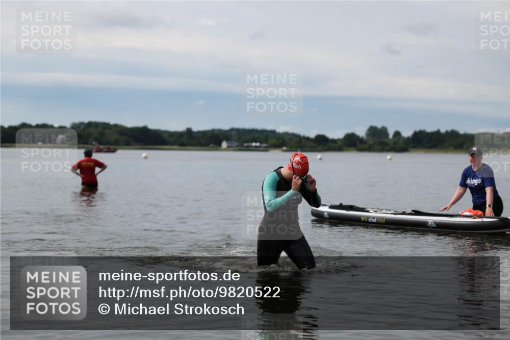 21.06.2026 - Viking Triathlon Michael Strokosch http://msf.ph/oto/9820522 21.06.2026 11:01:56 Schwimmen 646 meine-sportfotos.de