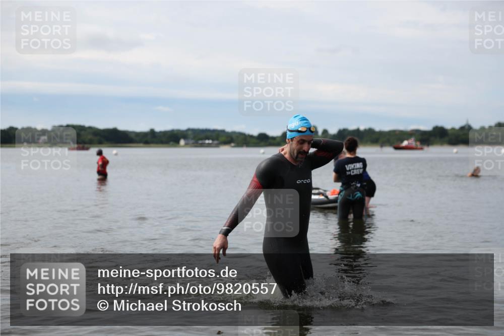 21.06.2026 - Viking Triathlon Michael Strokosch http://msf.ph/oto/9820557 21.06.2026 11:03:21 Schwimmen 529 meine-sportfotos.de