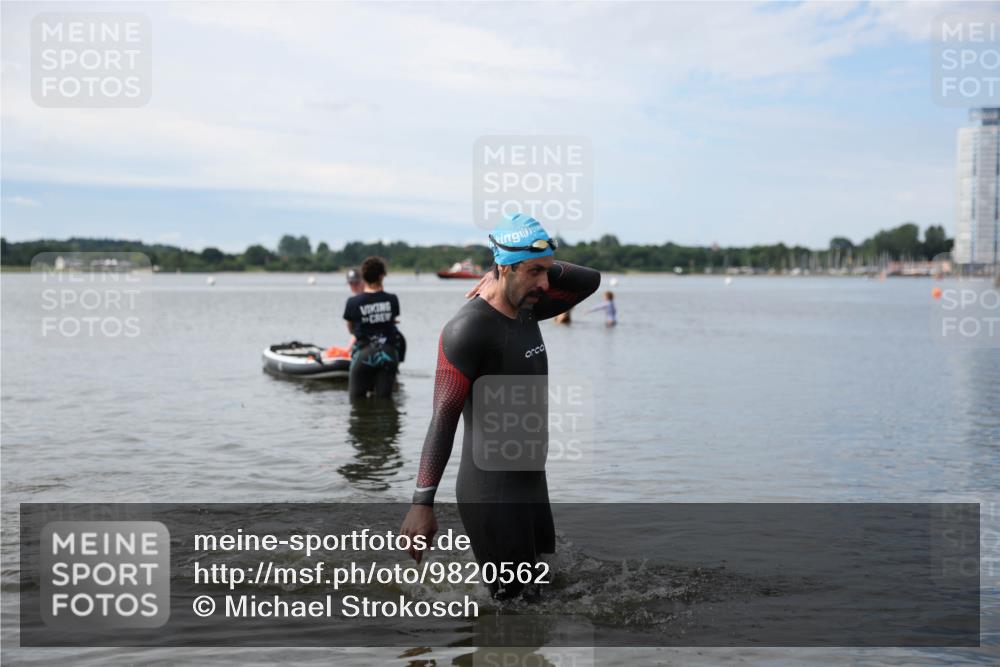 21.06.2026 - Viking Triathlon Michael Strokosch http://msf.ph/oto/9820562 21.06.2026 11:03:22 Schwimmen 529 meine-sportfotos.de