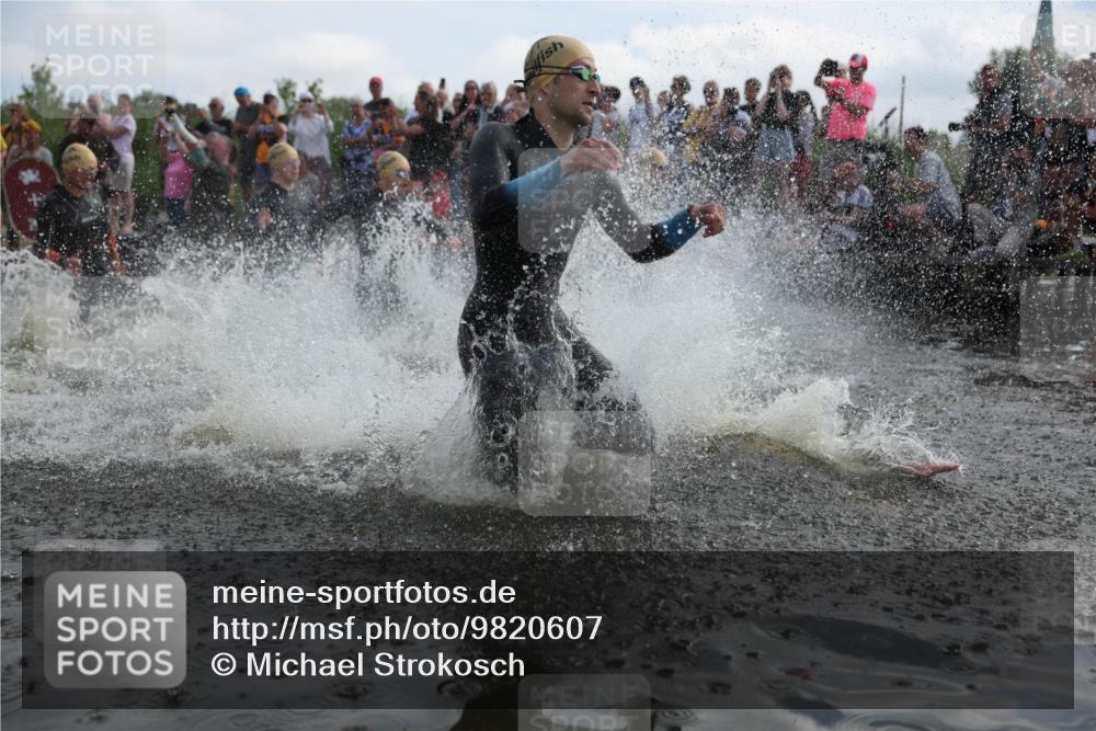 21.06.2026 - Viking Triathlon Michael Strokosch http://msf.ph/oto/9820607 21.06.2026 10:00:19 Schwimmen 1, 2, 4, 7, 8, 9, 10, 19, 21, 29, 103, 189, 517 meine-sportfotos.de