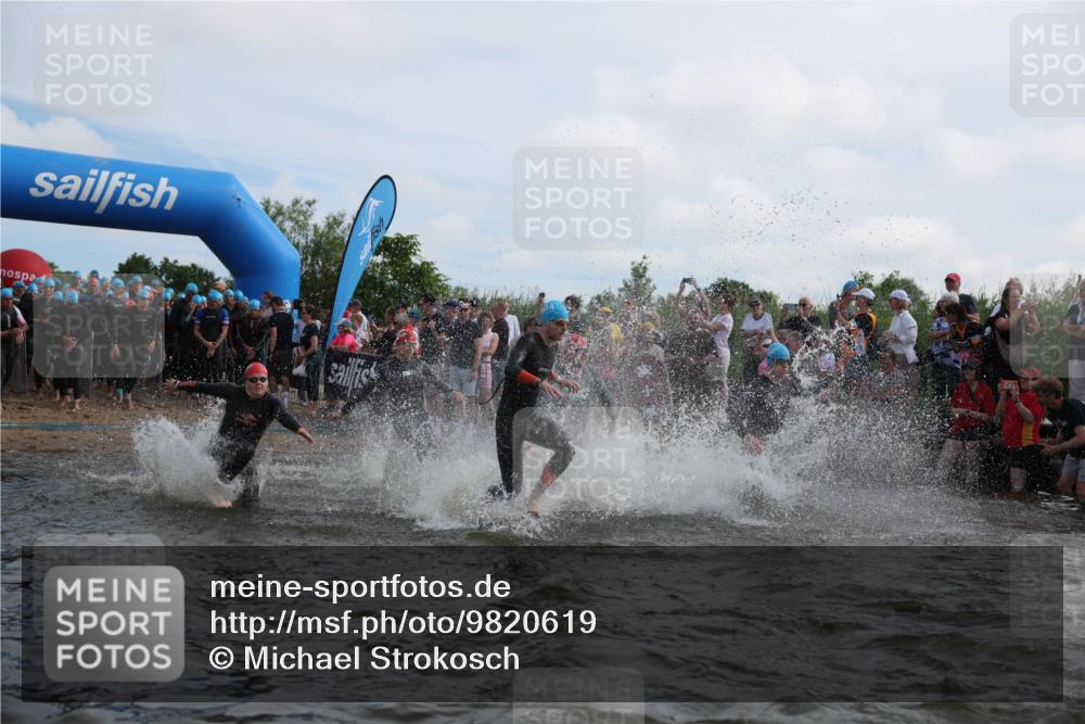 21.06.2026 - Viking Triathlon Michael Strokosch http://msf.ph/oto/9820619 21.06.2026 10:00:28 Schwimmen 1, 19, 21, 25, 31, 189, 334, 422, 474, 517, 547, 575, 610, 637, 669 meine-sportfotos.de