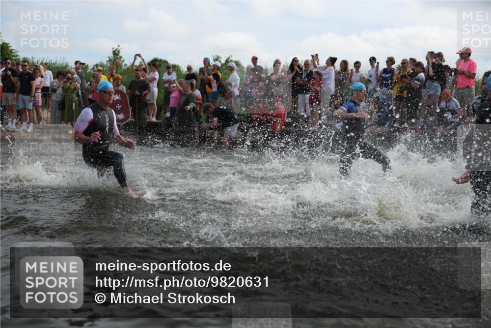 21.06.2026 - Viking Triathlon Michael Strokosch http://msf.ph/oto/9820631 21.06.2026 10:00:34 Schwimmen 25, 31, 104, 334, 422, 453, 474, 547, 548, 575, 610, 620, 626, 637, 669 meine-sportfotos.de
