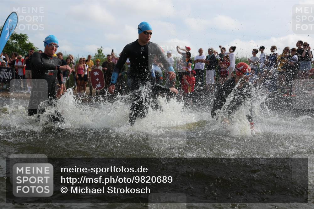 21.06.2026 - Viking Triathlon Michael Strokosch http://msf.ph/oto/9820689 21.06.2026 10:01:00 Schwimmen 14, 17, 27, 42, 74, 98, 180, 218, 249, 337, 454, 506, 527, 623, 640 meine-sportfotos.de
