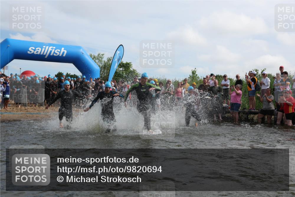 21.06.2026 - Viking Triathlon Michael Strokosch http://msf.ph/oto/9820694 21.06.2026 10:01:03 Schwimmen 5, 14, 17, 74, 169, 180, 218, 249, 270, 337, 342, 383, 454, 506, 527, 623, 640 meine-sportfotos.de