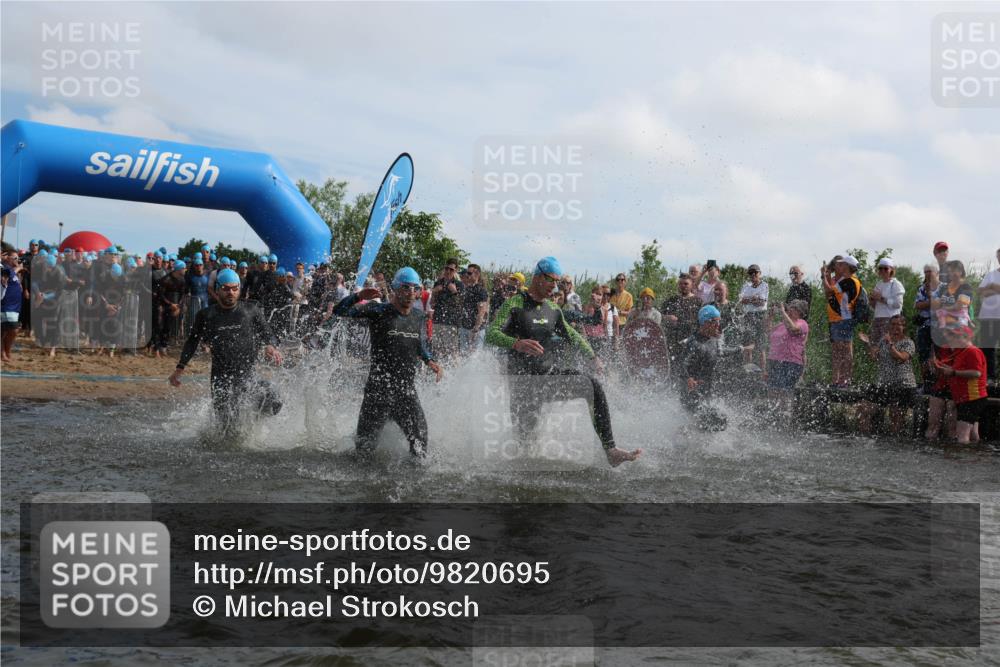21.06.2026 - Viking Triathlon Michael Strokosch http://msf.ph/oto/9820695 21.06.2026 10:01:04 Schwimmen 5, 14, 17, 169, 180, 249, 270, 337, 342, 383, 454, 506, 527, 623, 640 meine-sportfotos.de