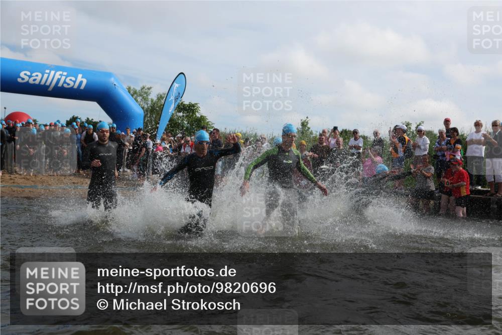21.06.2026 - Viking Triathlon Michael Strokosch http://msf.ph/oto/9820696 21.06.2026 10:01:04 Schwimmen 5, 14, 17, 169, 180, 249, 270, 337, 342, 383, 454, 506, 527, 623, 640 meine-sportfotos.de