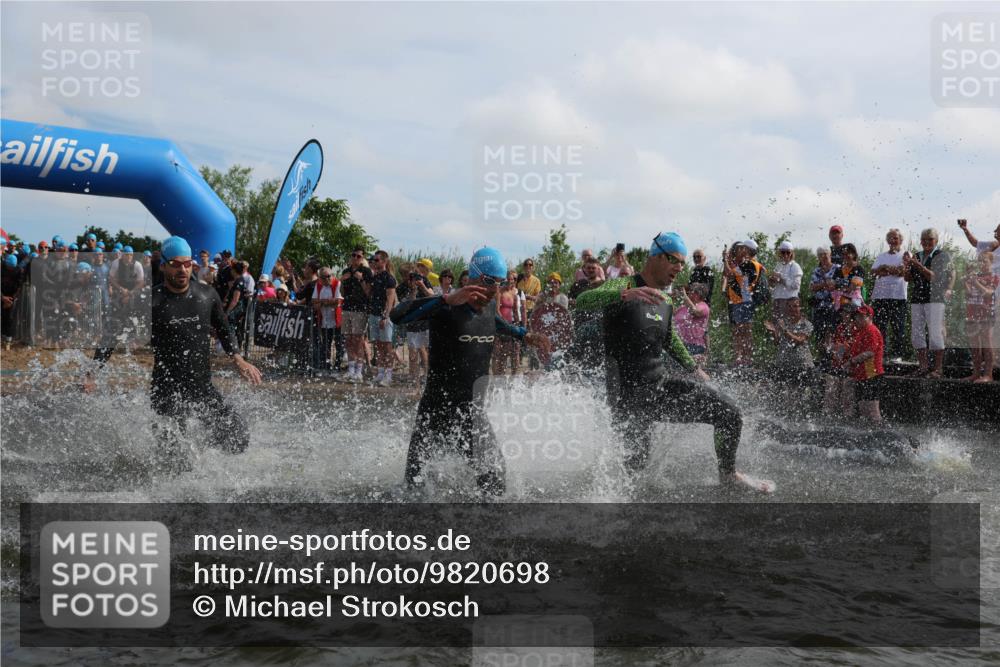 21.06.2026 - Viking Triathlon Michael Strokosch http://msf.ph/oto/9820698 21.06.2026 10:01:04 Schwimmen 5, 14, 17, 169, 180, 249, 270, 337, 342, 383, 454, 506, 527, 623, 640 meine-sportfotos.de