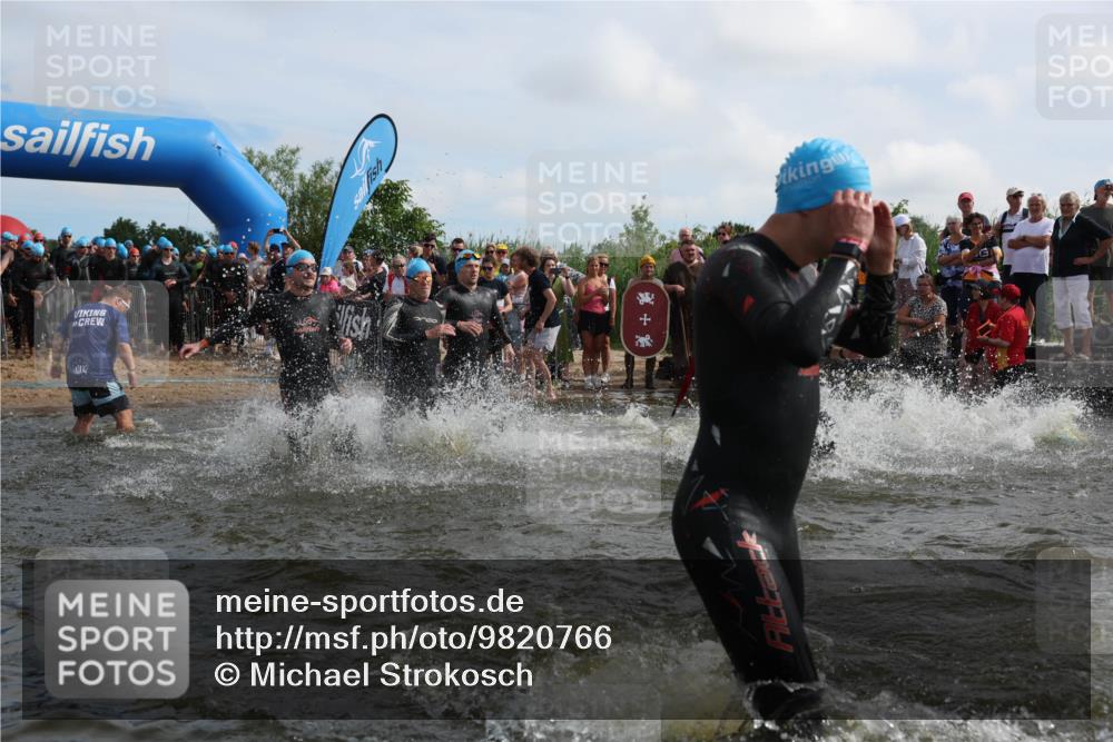 21.06.2026 - Viking Triathlon Michael Strokosch http://msf.ph/oto/9820766 21.06.2026 10:01:39 Schwimmen 38, 62, 109, 113, 161, 194, 278, 285, 311, 332, 359, 432, 551, 627, 633 meine-sportfotos.de