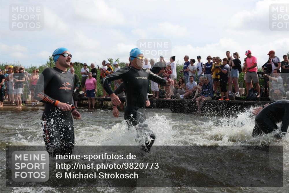 21.06.2026 - Viking Triathlon Michael Strokosch http://msf.ph/oto/9820773 21.06.2026 10:01:41 Schwimmen 38, 62, 109, 113, 161, 194, 278, 285, 311, 332, 359, 432, 551, 627, 633 meine-sportfotos.de