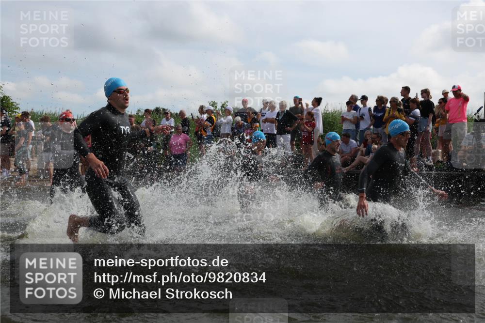 21.06.2026 - Viking Triathlon Michael Strokosch http://msf.ph/oto/9820834 21.06.2026 10:02:10 Schwimmen 43, 90, 102, 152, 154, 226, 410, 438, 446, 501, 524, 536, 537, 625, 660 meine-sportfotos.de