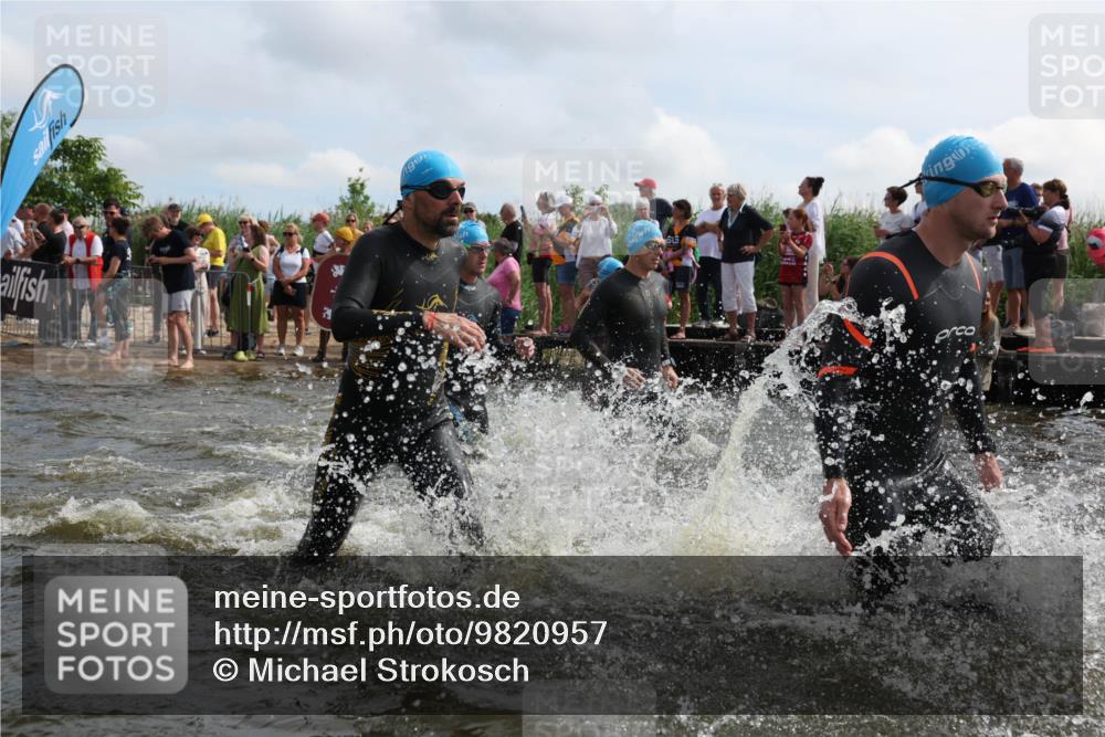 21.06.2026 - Viking Triathlon Michael Strokosch http://msf.ph/oto/9820957 21.06.2026 10:03:02 Schwimmen 64, 80, 82, 111, 199, 219, 233, 395, 407, 475, 530, 545, 546, 612, 634 meine-sportfotos.de