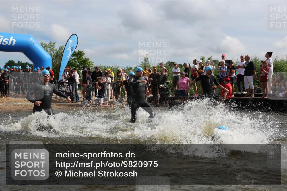 21.06.2026 - Viking Triathlon Michael Strokosch http://msf.ph/oto/9820975 21.06.2026 10:03:10 Schwimmen 49, 68, 80, 82, 170, 199, 200, 208, 348, 352, 356, 404, 467, 545, 612 meine-sportfotos.de