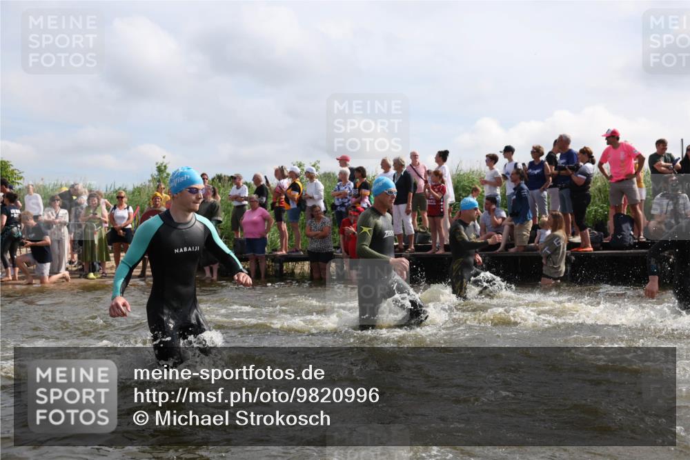 21.06.2026 - Viking Triathlon Michael Strokosch http://msf.ph/oto/9820996 21.06.2026 10:03:21 Schwimmen 58, 68, 118, 170, 202, 208, 328, 352, 364, 419, 455, 467, 487, 556, 667 meine-sportfotos.de