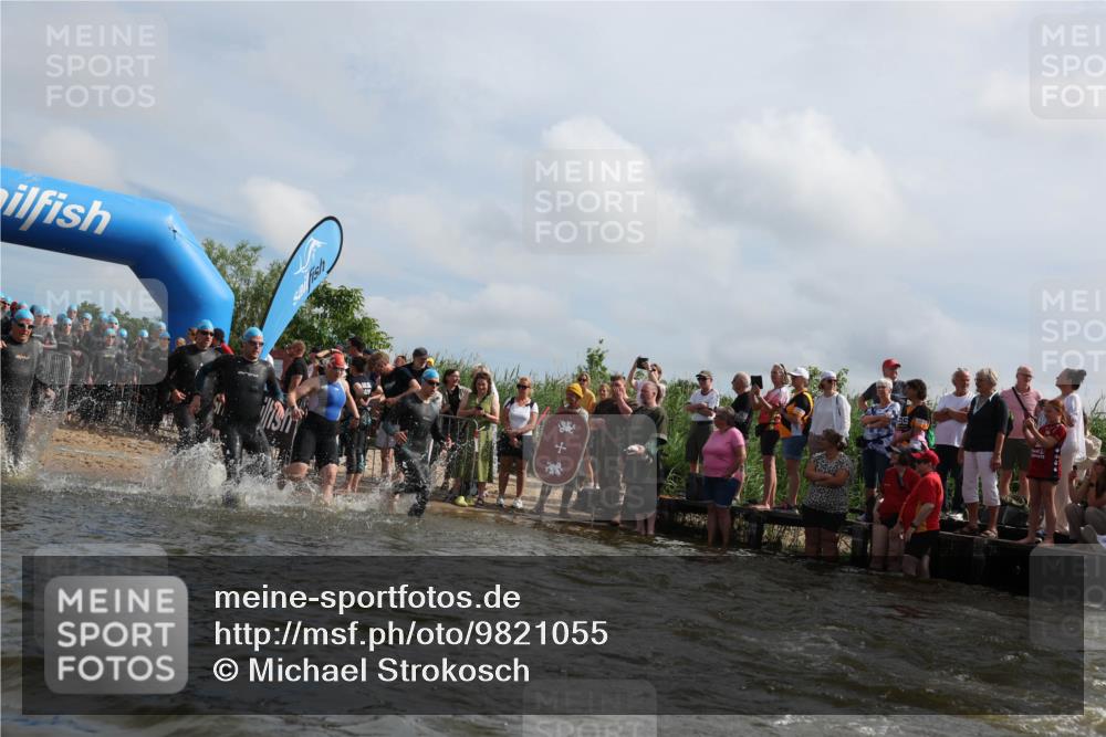 21.06.2026 - Viking Triathlon Michael Strokosch http://msf.ph/oto/9821055 21.06.2026 10:03:48 Schwimmen 137, 144, 267, 287, 291, 339, 436, 450, 521, 649 meine-sportfotos.de