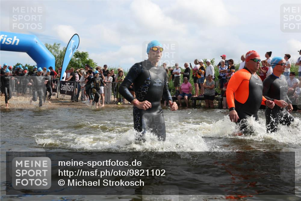 21.06.2026 - Viking Triathlon Michael Strokosch http://msf.ph/oto/9821102 21.06.2026 10:04:08 Schwimmen 122, 195, 197, 227, 243, 266, 269, 279, 333, 384, 397, 400, 460, 496, 645, 654 meine-sportfotos.de