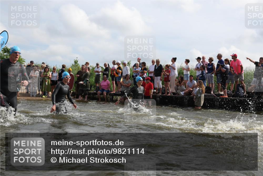 21.06.2026 - Viking Triathlon Michael Strokosch http://msf.ph/oto/9821114 21.06.2026 10:04:12 Schwimmen 195, 197, 227, 239, 243, 269, 279, 333, 377, 397, 400, 496, 526, 654, 666 meine-sportfotos.de