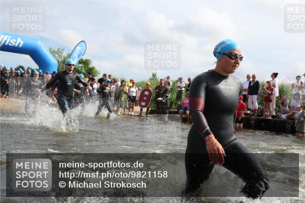 21.06.2026 - Viking Triathlon Michael Strokosch http://msf.ph/oto/9821158 21.06.2026 10:04:29 Schwimmen 125, 132, 167, 179, 241, 358, 398, 425, 465, 473, 590, 602, 614, 647, 658 meine-sportfotos.de