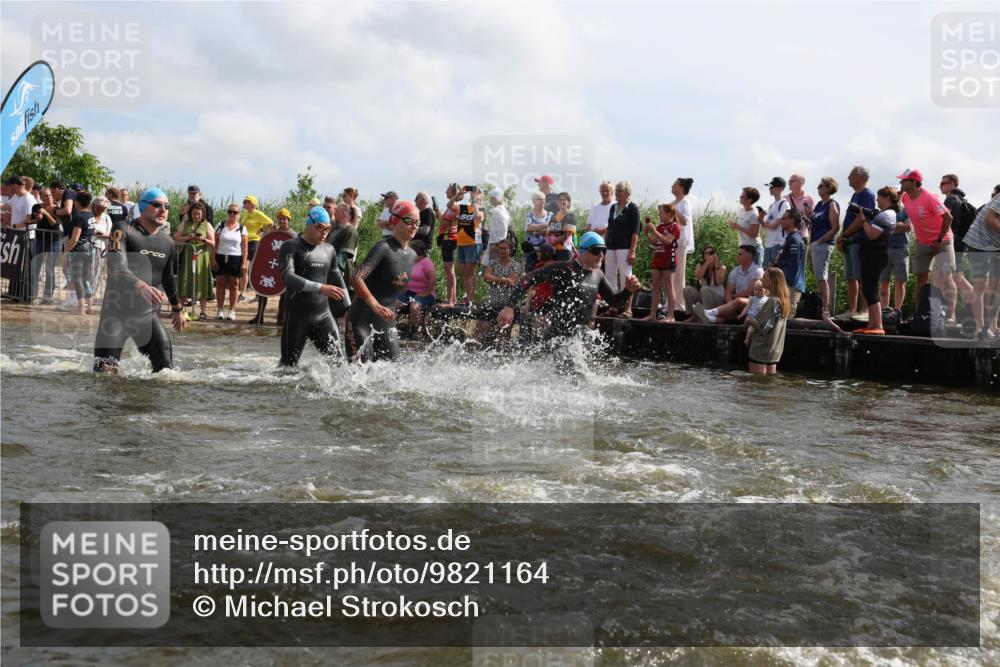 21.06.2026 - Viking Triathlon Michael Strokosch http://msf.ph/oto/9821164 21.06.2026 10:04:32 Schwimmen 125, 132, 167, 179, 241, 358, 398, 425, 465, 473, 590, 602, 614, 647, 658 meine-sportfotos.de