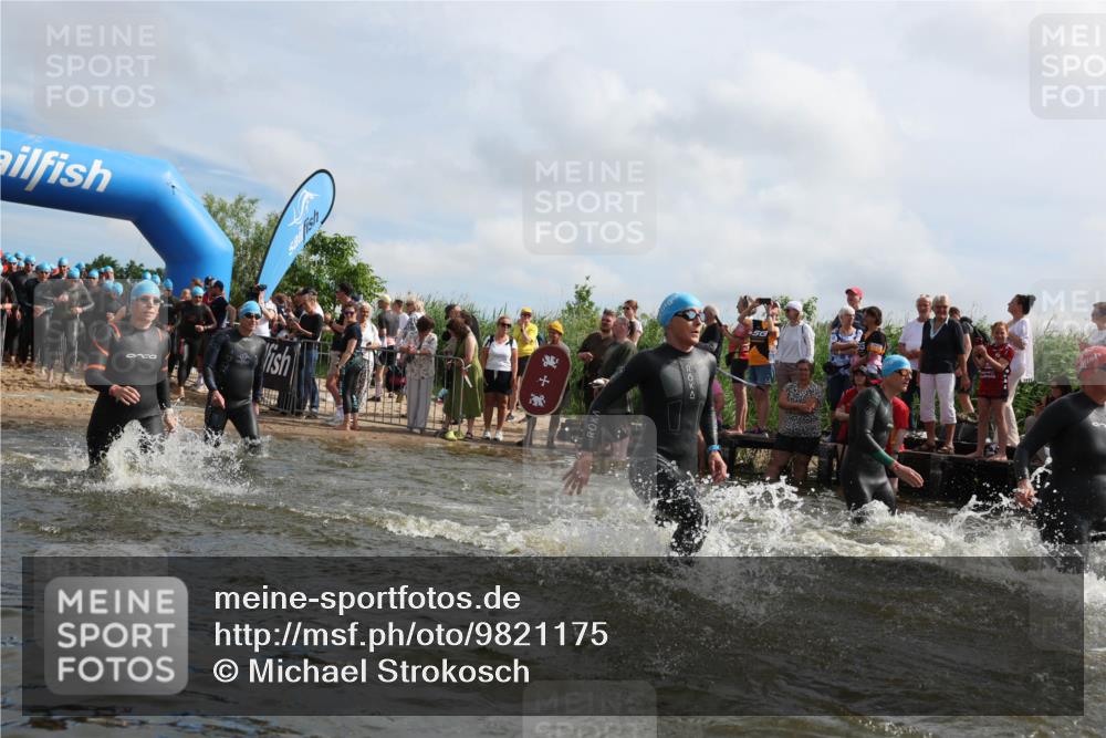 21.06.2026 - Viking Triathlon Michael Strokosch http://msf.ph/oto/9821175 21.06.2026 10:04:36 Schwimmen 63, 125, 167, 231, 232, 349, 358, 398, 425, 465, 473, 484, 511, 590, 647, 658 meine-sportfotos.de