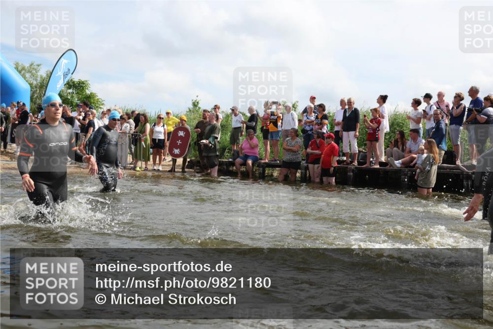21.06.2026 - Viking Triathlon Michael Strokosch http://msf.ph/oto/9821180 21.06.2026 10:04:38 Schwimmen 44, 63, 125, 150, 167, 231, 232, 247, 349, 358, 398, 425, 465, 473, 484, 511, 590, 647 meine-sportfotos.de