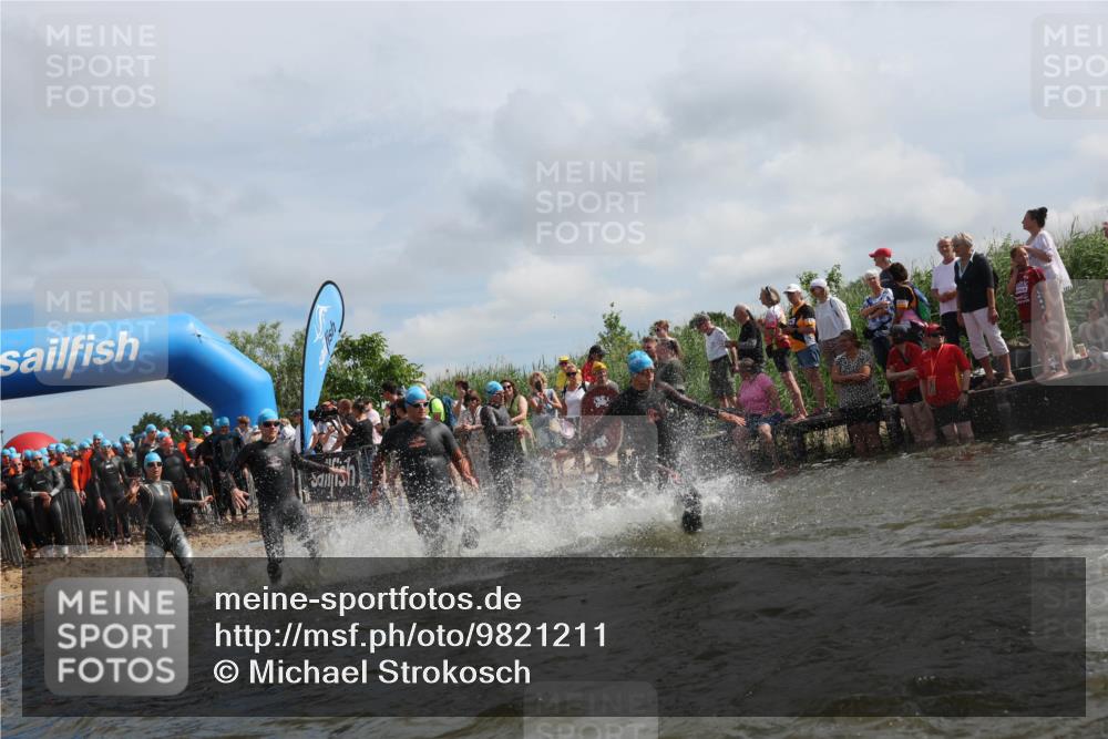 21.06.2026 - Viking Triathlon Michael Strokosch http://msf.ph/oto/9821211 21.06.2026 10:04:55 Schwimmen 22, 34, 175, 214, 286, 318, 350, 351, 353, 456, 461, 492, 508, 516, 650 meine-sportfotos.de