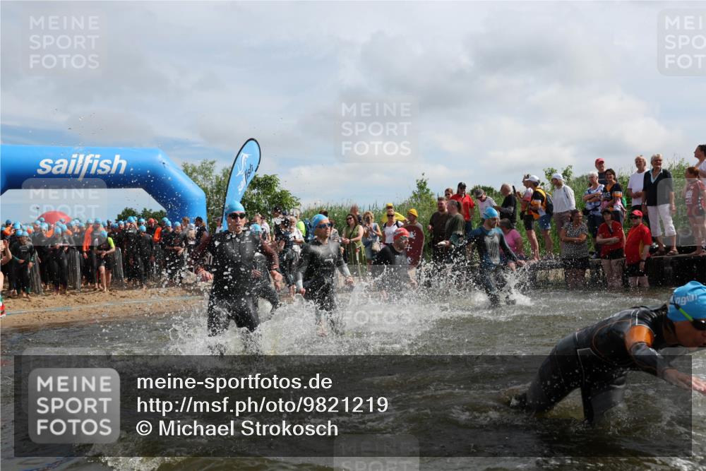 21.06.2026 - Viking Triathlon Michael Strokosch http://msf.ph/oto/9821219 21.06.2026 10:05:01 Schwimmen 214, 225, 297, 304, 318, 350, 353, 442, 456, 461, 492, 497, 508, 516, 650 meine-sportfotos.de