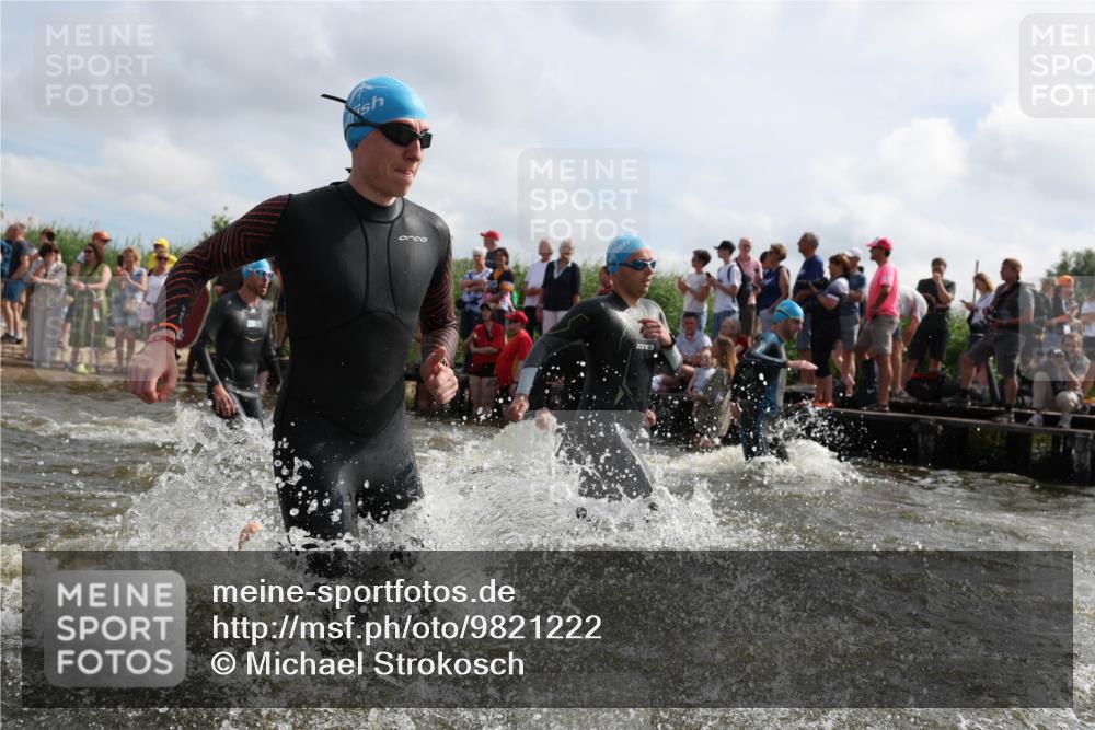 21.06.2026 - Viking Triathlon Michael Strokosch http://msf.ph/oto/9821222 21.06.2026 10:05:03 Schwimmen 214, 225, 297, 304, 318, 350, 353, 442, 456, 461, 492, 497, 508, 516, 650 meine-sportfotos.de