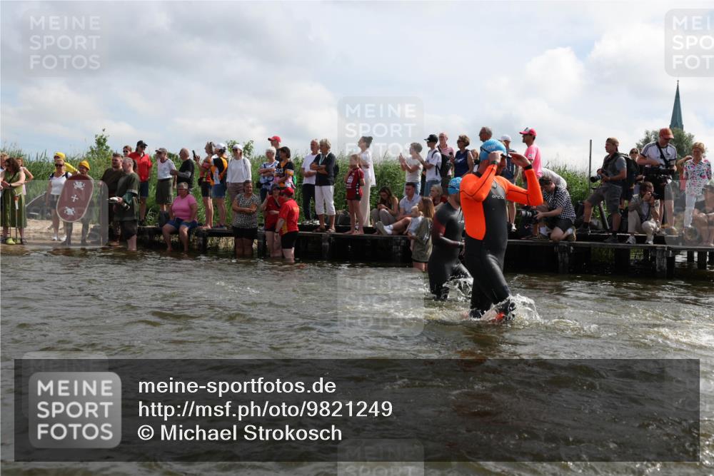 21.06.2026 - Viking Triathlon Michael Strokosch http://msf.ph/oto/9821249 21.06.2026 10:05:14 Schwimmen 33, 165, 198, 211, 296, 301, 341, 370, 472, 493, 519, 562, 601, 617, 632 meine-sportfotos.de