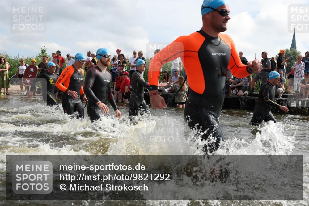 21.06.2026 - Viking Triathlon Michael Strokosch http://msf.ph/oto/9821292 21.06.2026 10:05:32 Schwimmen 86, 88, 134, 230, 262, 276, 302, 308, 330, 331, 414, 452, 459, 471, 520 meine-sportfotos.de