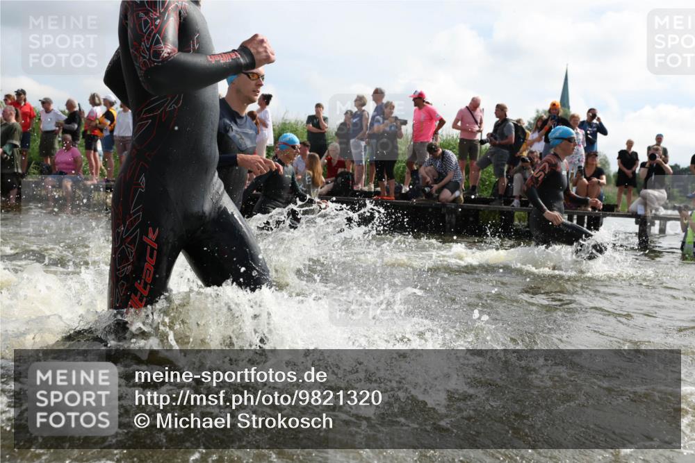 21.06.2026 - Viking Triathlon Michael Strokosch http://msf.ph/oto/9821320 21.06.2026 10:05:48 Schwimmen 45, 78, 160, 183, 193, 234, 316, 387, 393, 399, 482, 528, 567, 578, 663 meine-sportfotos.de