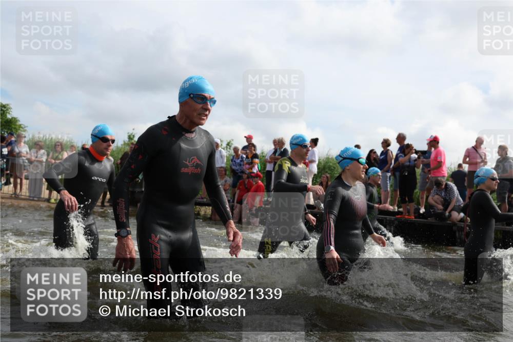 21.06.2026 - Viking Triathlon Michael Strokosch http://msf.ph/oto/9821339 21.06.2026 10:05:58 Schwimmen 78, 91, 93, 156, 160, 183, 193, 259, 261, 282, 443, 498, 505, 563, 567 meine-sportfotos.de