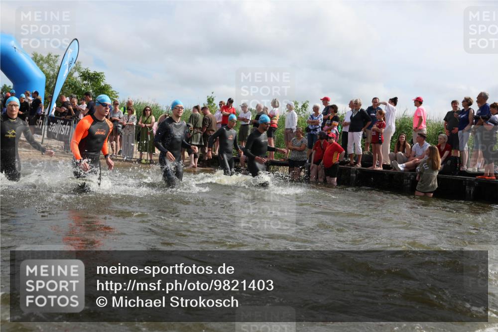 21.06.2026 - Viking Triathlon Michael Strokosch http://msf.ph/oto/9821403 21.06.2026 10:06:30 Schwimmen 56, 72, 85, 151, 177, 188, 212, 415, 445, 489, 522, 539, 577, 616, 619 meine-sportfotos.de