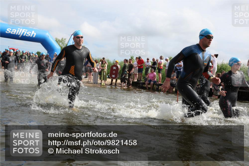 21.06.2026 - Viking Triathlon Michael Strokosch http://msf.ph/oto/9821458 21.06.2026 10:07:04 Schwimmen 37, 60, 69, 94, 123, 135, 289, 307, 314, 329, 345, 369, 470, 523, 555 meine-sportfotos.de