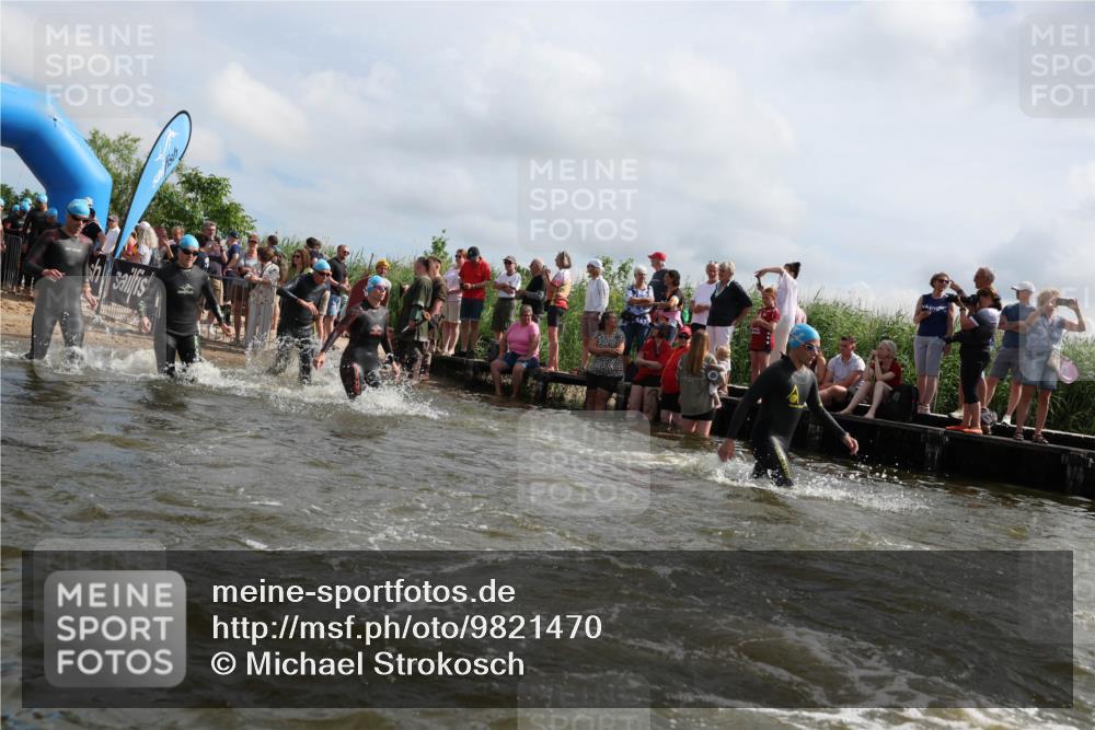 21.06.2026 - Viking Triathlon Michael Strokosch http://msf.ph/oto/9821470 21.06.2026 10:07:10 Schwimmen 37, 69, 116, 135, 289, 307, 329, 369, 390, 470, 483, 523, 555, 574, 662 meine-sportfotos.de
