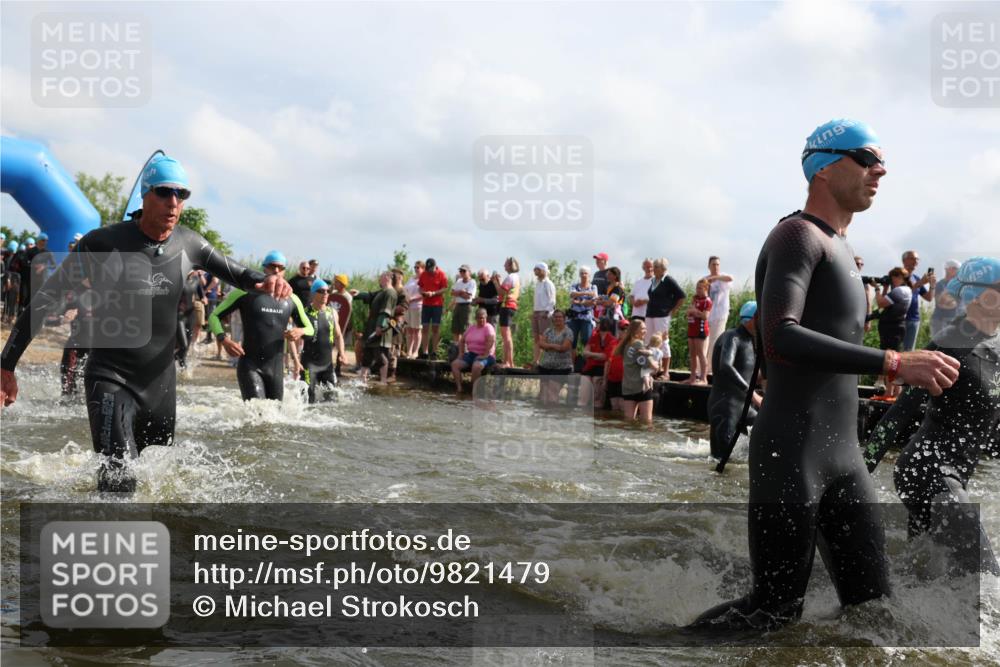 21.06.2026 - Viking Triathlon Michael Strokosch http://msf.ph/oto/9821479 21.06.2026 10:07:15 Schwimmen 115, 116, 135, 163, 209, 289, 390, 401, 469, 470, 483, 523, 555, 574, 662 meine-sportfotos.de
