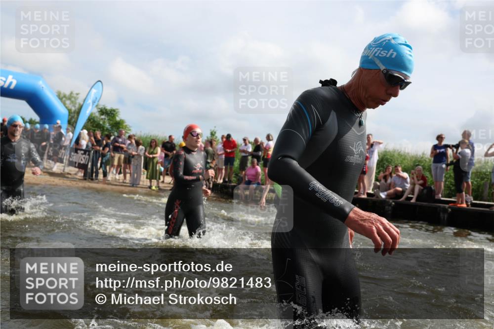 21.06.2026 - Viking Triathlon Michael Strokosch http://msf.ph/oto/9821483 21.06.2026 10:07:17 Schwimmen 115, 116, 135, 163, 209, 289, 390, 401, 469, 470, 483, 523, 555, 574, 662 meine-sportfotos.de