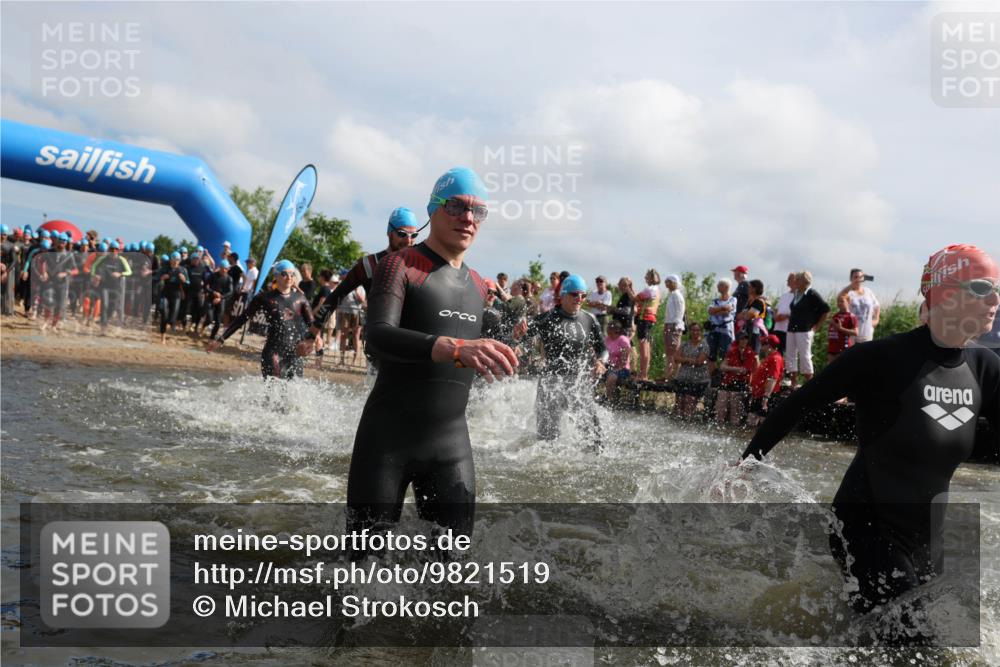 21.06.2026 - Viking Triathlon Michael Strokosch http://msf.ph/oto/9821519 21.06.2026 10:07:36 Schwimmen 24, 66, 107, 164, 253, 258, 275, 306, 313, 346, 366, 540, 605, 628, 659 meine-sportfotos.de