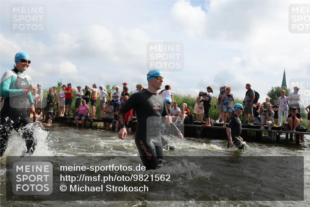 21.06.2026 - Viking Triathlon Michael Strokosch http://msf.ph/oto/9821562 21.06.2026 10:07:58 Schwimmen 57, 97, 124, 178, 217, 257, 295, 298, 388, 413, 494, 534, 622, 630, 635 meine-sportfotos.de